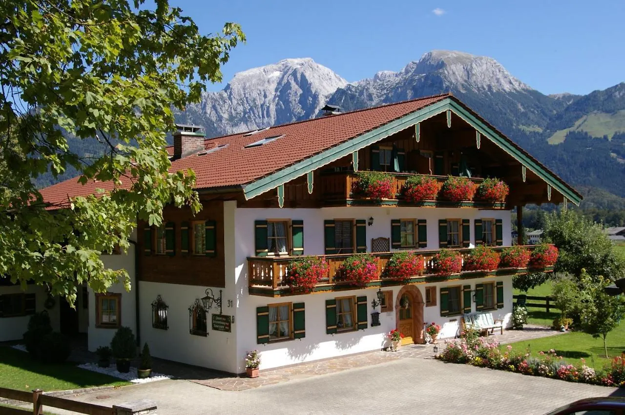 Gaestehaus Almblick Schoenau am Koenigsee