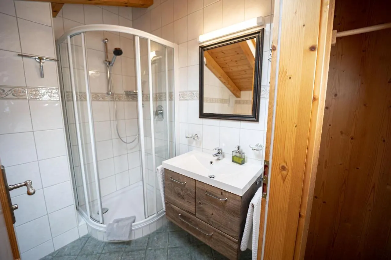 Apartment Gaestehaus Almblick Schoenau am Koenigsee Germany