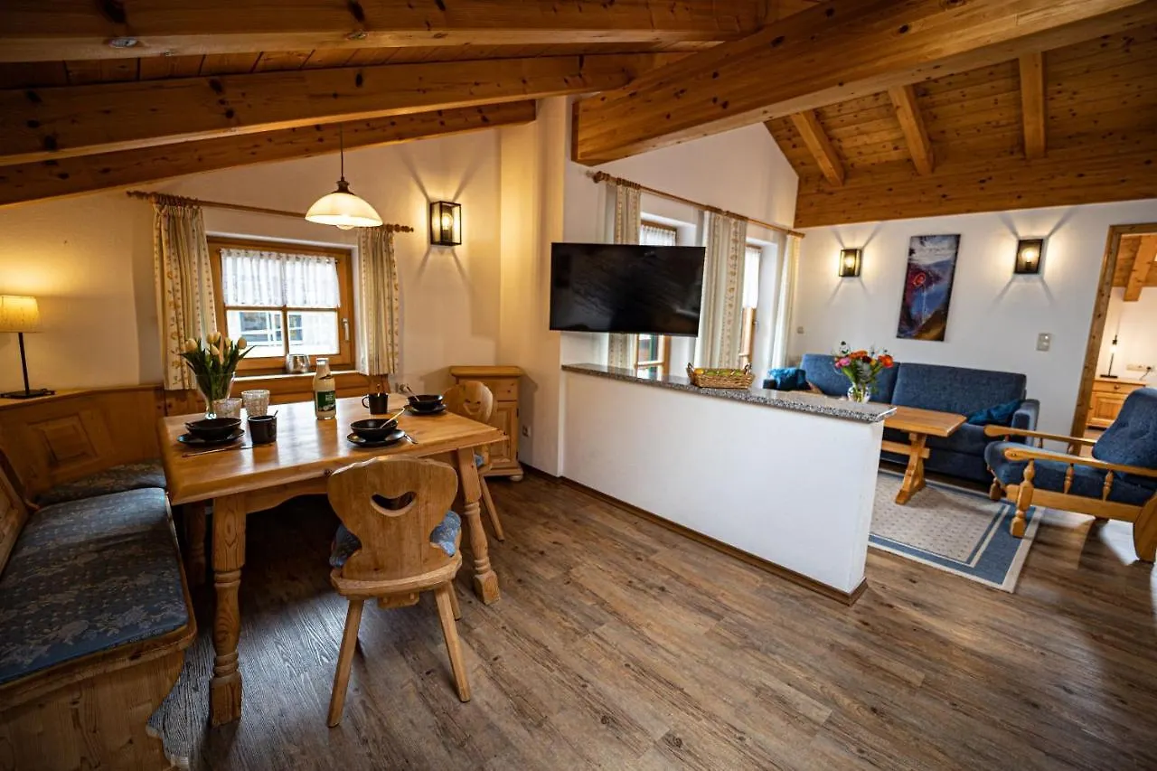 Apartment Gaestehaus Almblick Schoenau am Koenigsee Germany