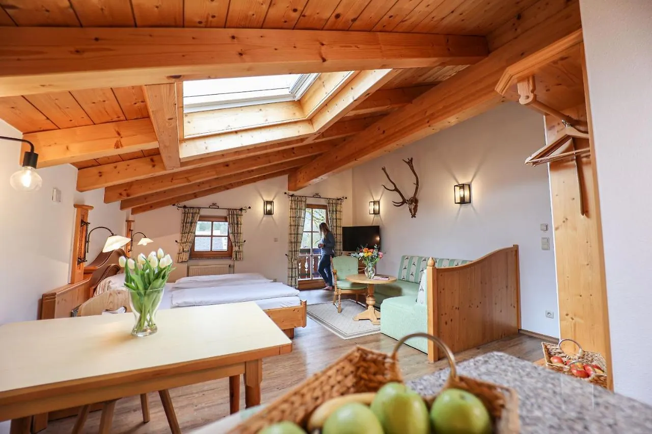 Gaestehaus Almblick Schoenau am Koenigsee